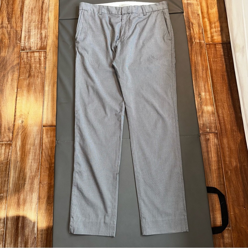 Vince “Griffith” flat front pants 33x31